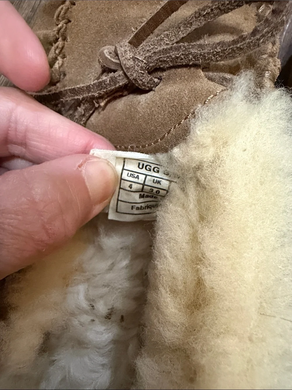 UGG Dakota Slipper size 4